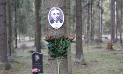 «Последний адрес» установит табличку репрессированному деду Довлатова (в Петербурге) и две таблички в Москве