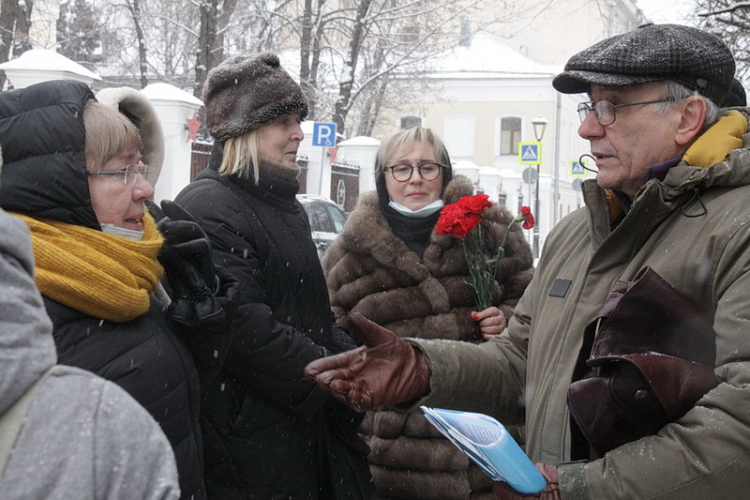 Москва, Малый Харитоньевский пер., д. 6, с.1