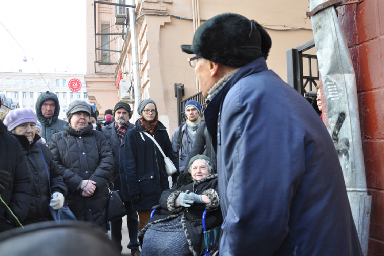 Москва, Спасопесковский пер., 3/1