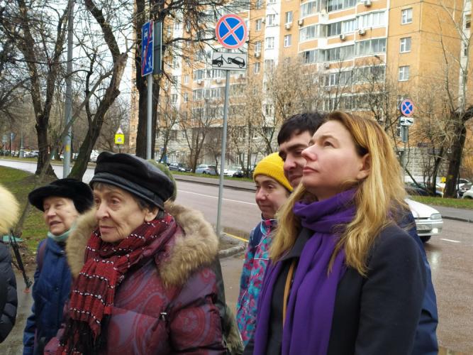 Москва, Новозаводская улица, 13