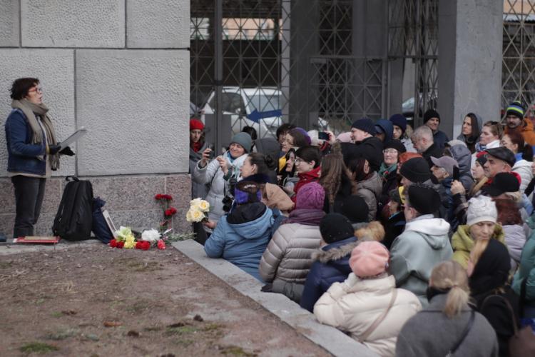 Санкт-Петербург, набережная реки Карповки, 13