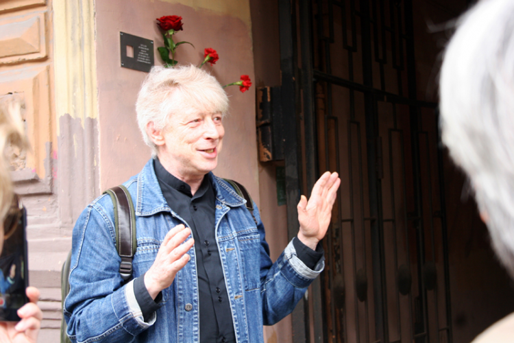 Санкт-Петербург, пр. Римского-Корсакова, 65/11